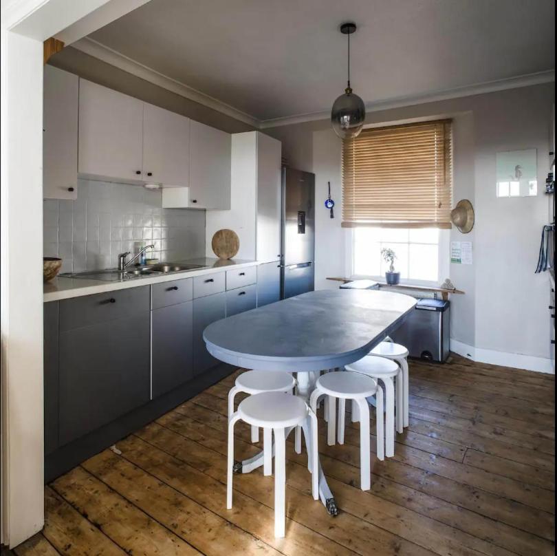 Falmouth Townhouse With Panoramic Sea View Terrace Exteriér fotografie